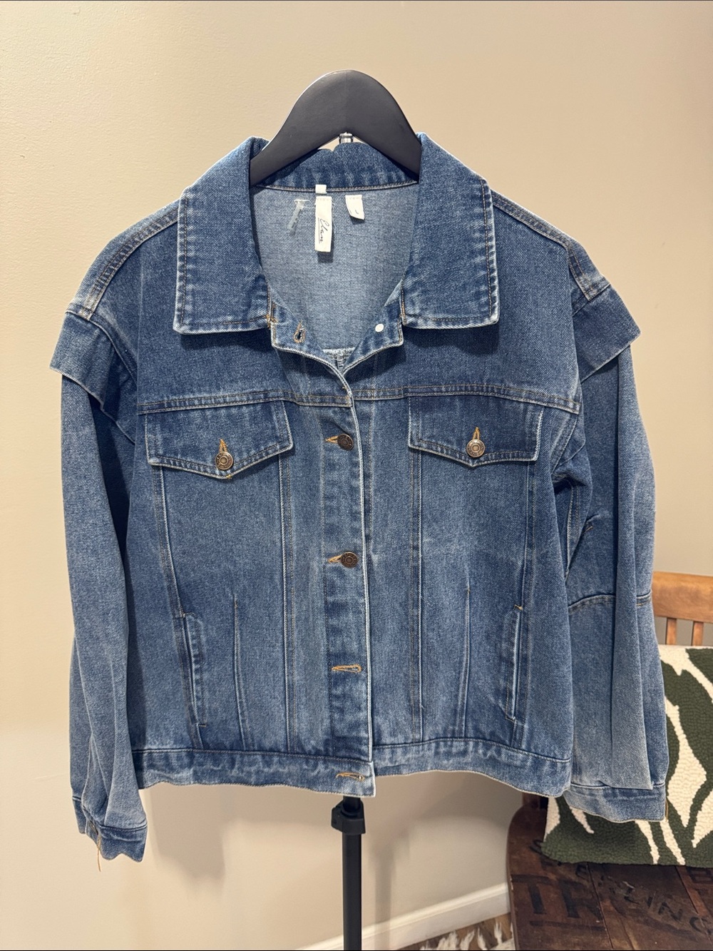 Elan Oversized Denim Jacket Women’s Large 100% Cotton Blue Trucker Jacket
